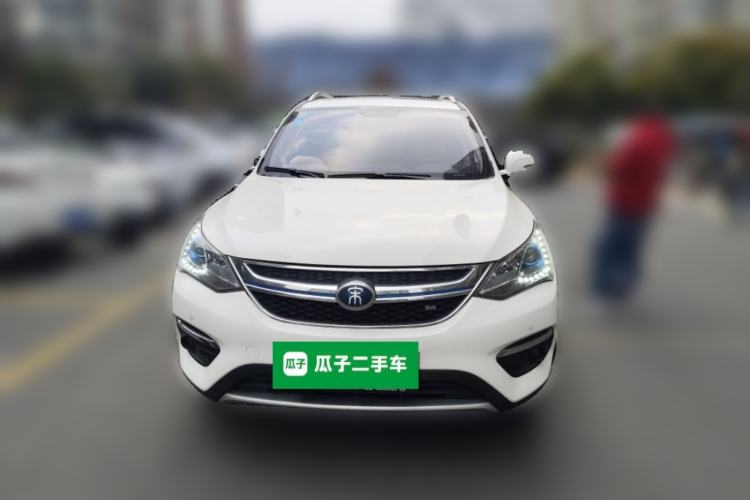 Used BYD Song New Energy 2017 Song DM 1.5TID All-Wheel Drive Luxury Model Front
