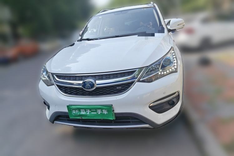 Used BYD Song New Energy 2017 Song DM 1.5TID All-Wheel Drive Luxury Model Front