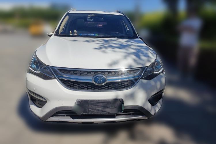 Used BYD Song New Energy 2017 Song DM 1.5TID All-Wheel Drive Luxury Model Front