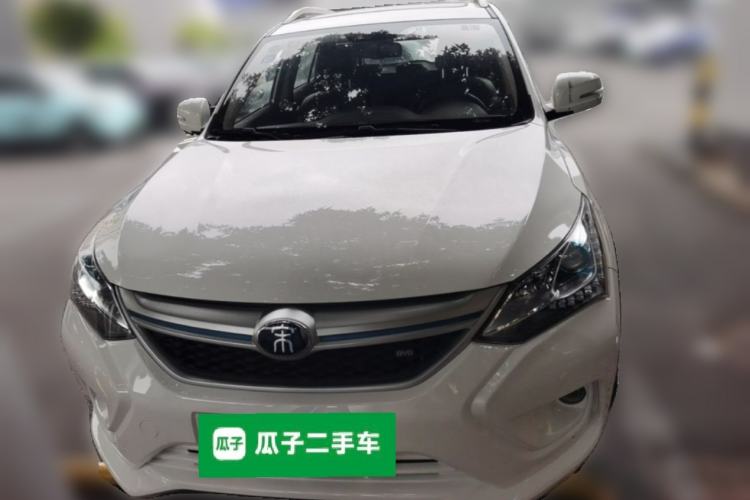 Used BYD Song New Energy 2017 Song DM 1.5TID All-Wheel Drive Luxury Model Front