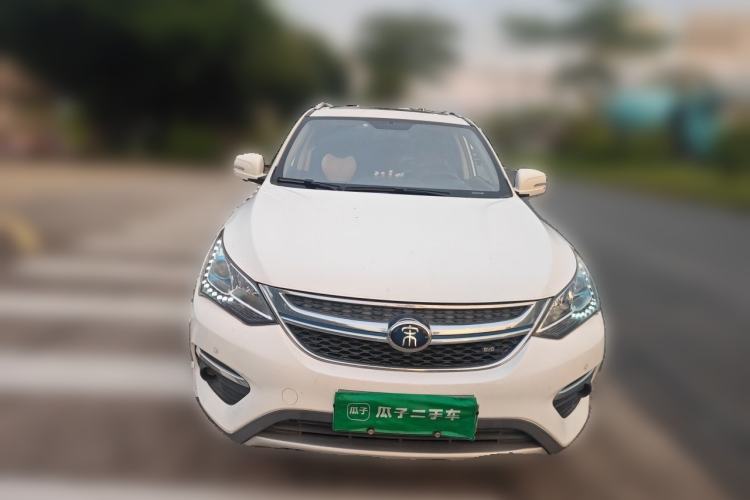 Used BYD Song New Energy 2017 Song DM 1.5TID All-Wheel Drive Luxury Model Front