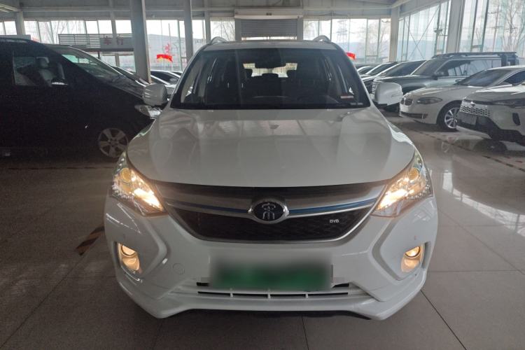 Used BYD Song New Energy 2017 Song DM 1.5TID All-Wheel Drive Prestige Model Front