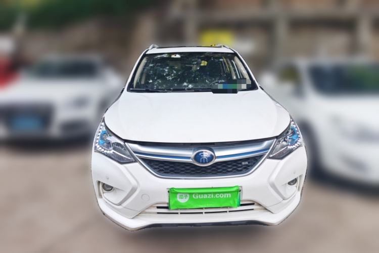 Used BYD Song New Energy 2017 Song DM 1.5TID All-Wheel Drive Luxury Model Front