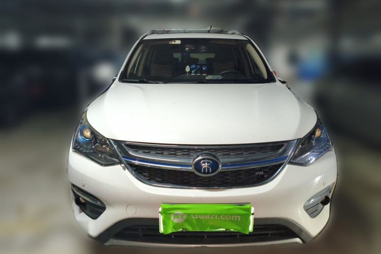 Used BYD Song New Energy 2017 Song DM 1.5TID All-Wheel Drive Luxury Model Front