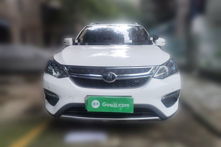 Used BYD Song New Energy 2017 Song DM 1.5TID All-Wheel Drive Luxury Model Front