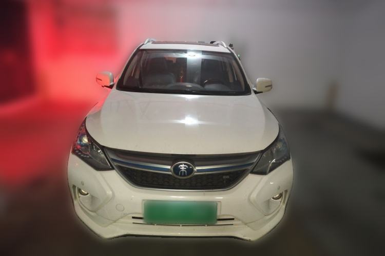 Used BYD Song New Energy 2017 Song DM 1.5TID All-Wheel Drive Luxury Model Front