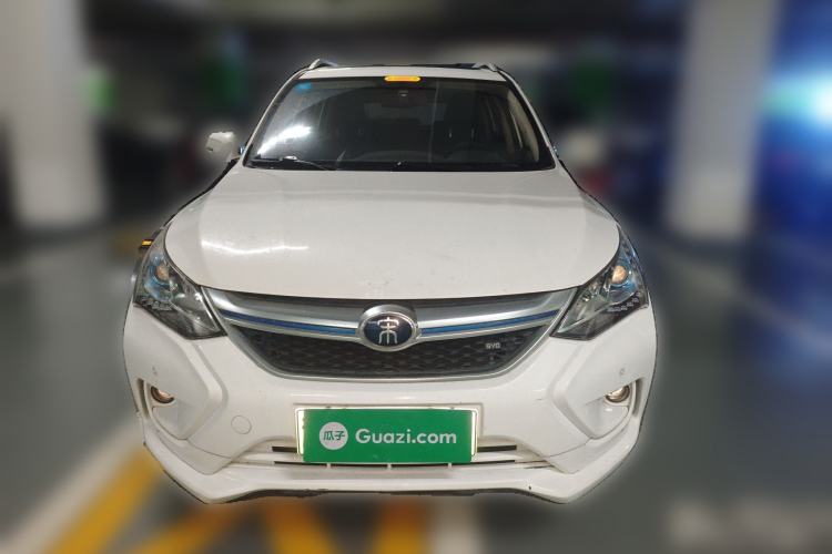 Used BYD Song New Energy 2017 Song DM 1.5TID All-Wheel Drive Luxury Model Front