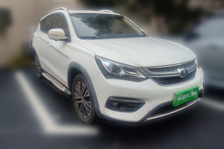Used BYD Song New Energy 2017 Song DM 1.5TID All-Wheel Drive Prestige Model Front Right 45 Deg
