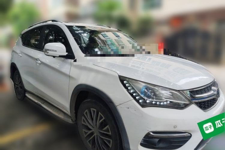 Used BYD Song New Energy 2017 Song DM 1.5TID All-Wheel Drive Luxury Model Front Right 45 Deg
