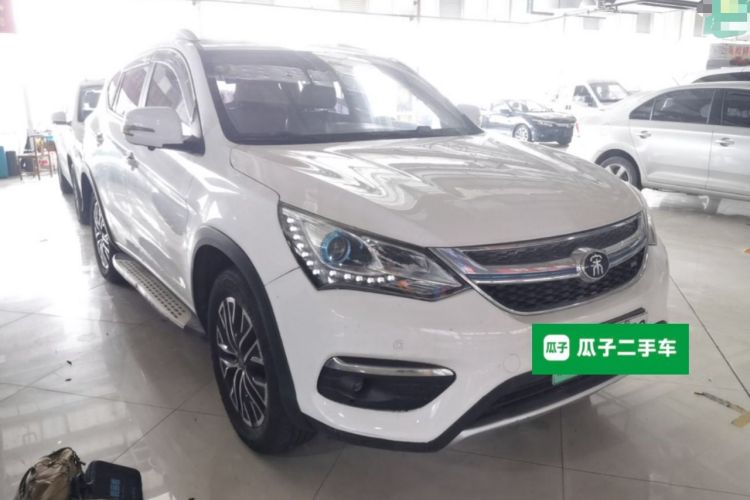 Used BYD Song New Energy 2017 Song DM 1.5TID All-Wheel Drive Prestige Model Front Right 45 Deg