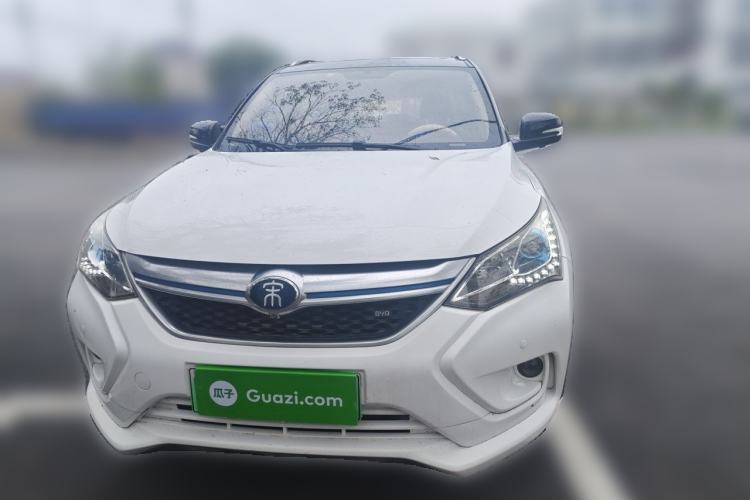 Used BYD Song New Energy 2017 Song DM 1.5TID All-Wheel Drive Luxury Model Front