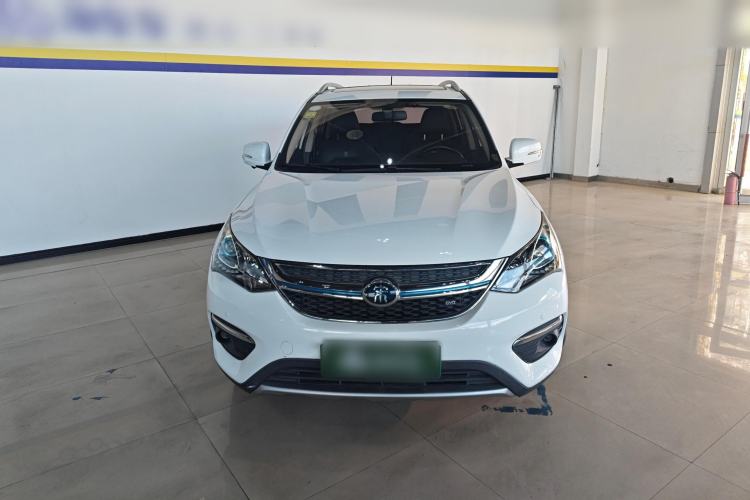 Used BYD Song New Energy 2017 Song DM 1.5TID All-Wheel Drive Luxury Model Front