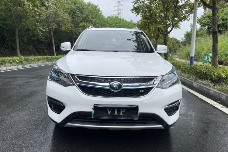 Used BYD Song New Energy 2017 Song DM 1.5TID All-Wheel Drive Luxury Model Front