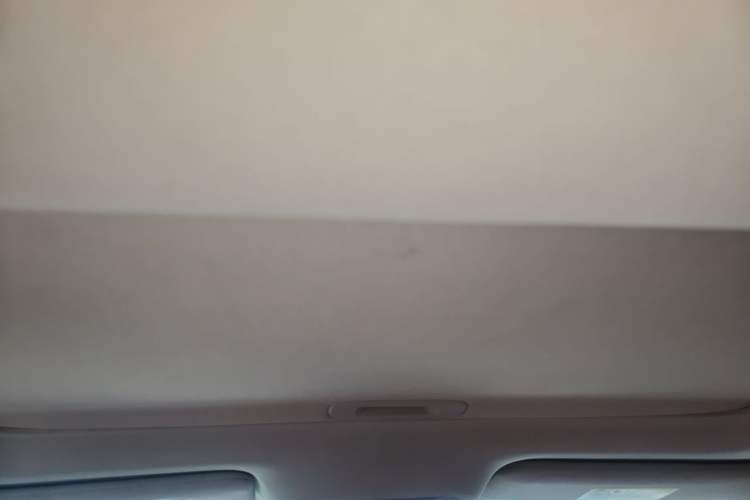 Used BYD Song New Energy 2017 Song DM 1.5TID All-Wheel Drive Luxury Model Headliner