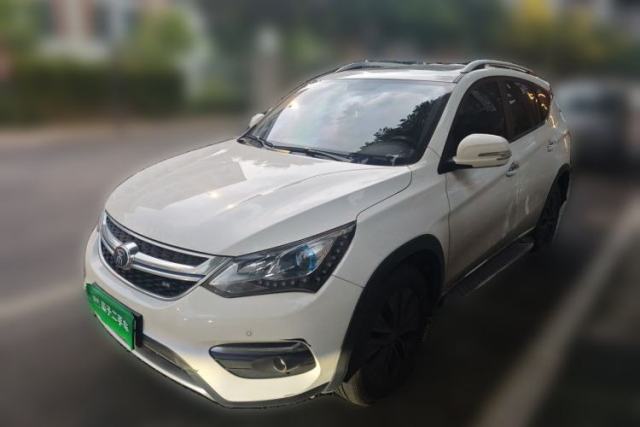 Ojetý BYD Song New Energy 2017 Song DM 1.5TID All-Wheel Drive Luxury Model