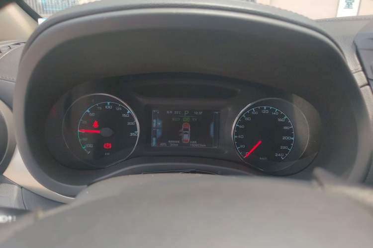 Used BYD Song New Energy 2017 Song DM 1.5TID All-Wheel Drive Prestige Model Instrument Cluster
