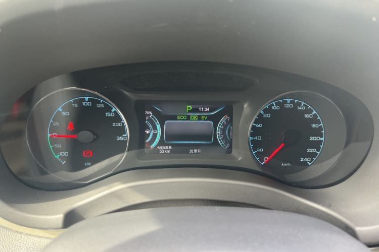 Used BYD Song New Energy 2017 Song DM 1.5TID All-Wheel Drive Luxury Model Instrument Cluster