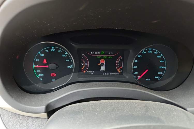 Used BYD Song New Energy 2017 Song DM 1.5TID All-Wheel Drive Luxury Model Instrument Cluster
