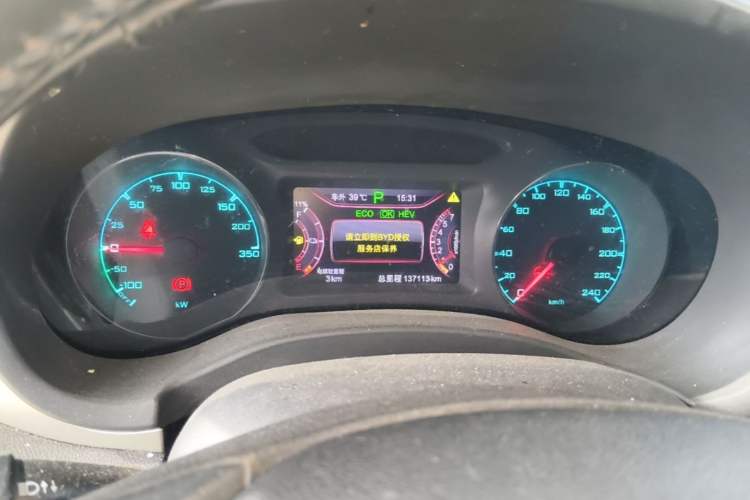 Used BYD Song New Energy 2017 Song DM 1.5TID All-Wheel Drive Prestige Model Instrument Cluster
