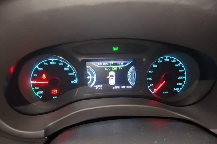 Used BYD Song New Energy 2017 Song DM 1.5TID All-Wheel Drive Luxury Model Instrument Cluster