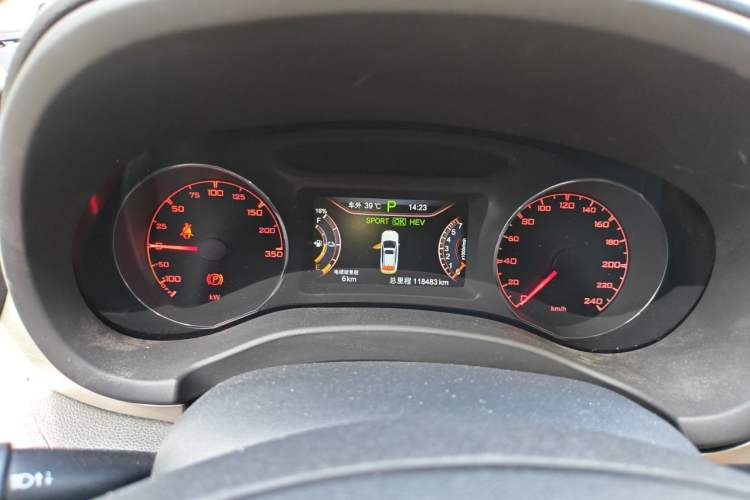 Used BYD Song New Energy 2017 Song DM 1.5TID All-Wheel Drive Luxury Model Instrument Cluster