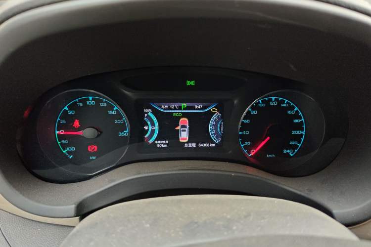 Used BYD Song New Energy 2017 Song DM 1.5TID All-Wheel Drive Luxury Model Instrument Cluster
