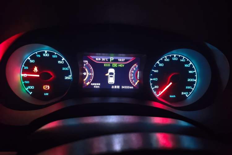 Used BYD Song New Energy 2017 Song DM 1.5TID All-Wheel Drive Prestige Model Instrument Cluster
