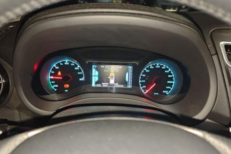 Used BYD Song New Energy 2017 Song DM 1.5TID All-Wheel Drive Luxury Model Instrument Cluster