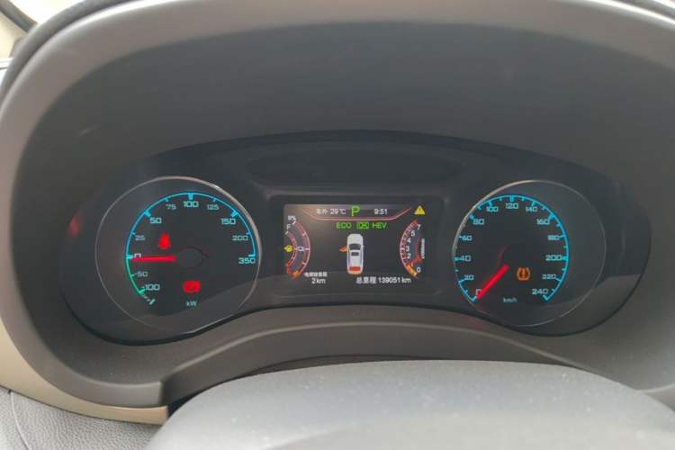 Used BYD Song New Energy 2017 Song DM 1.5TID All-Wheel Drive Luxury Model Instrument Cluster