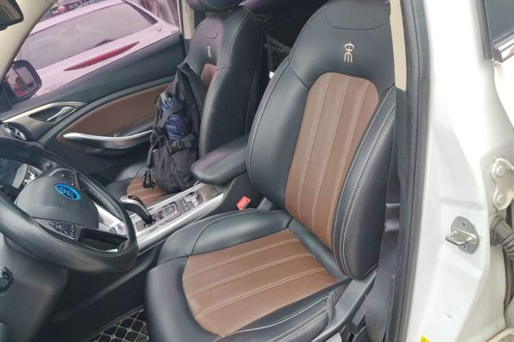 Used BYD Song New Energy 2017 Song DM 1.5TID All-Wheel Drive Luxury Model Left Front Seat