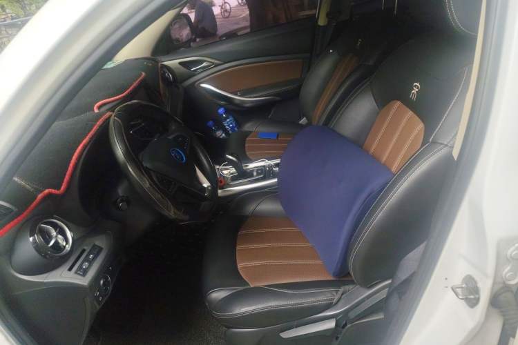 Used BYD Song New Energy 2017 Song DM 1.5TID All-Wheel Drive Luxury Model Left Front Seat