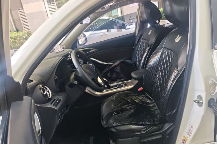 Used BYD Song New Energy 2017 Song DM 1.5TID All-Wheel Drive Luxury Model Left Front Seat