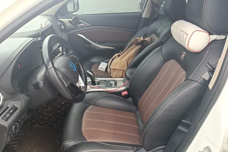 Used BYD Song New Energy 2017 Song DM 1.5TID All-Wheel Drive Luxury Model Left Front Seat