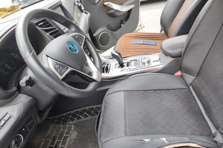 Used BYD Song New Energy 2017 Song DM 1.5TID All-Wheel Drive Luxury Model Left Front Seat