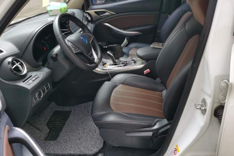 Used BYD Song New Energy 2017 Song DM 1.5TID All-Wheel Drive Luxury Model Left Front Seat