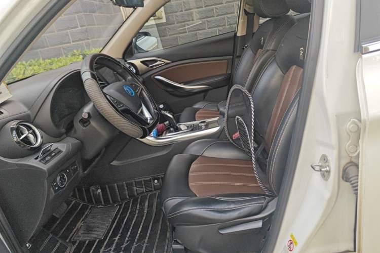 Used BYD Song New Energy 2017 Song DM 1.5TID All-Wheel Drive Luxury Model Left Front Seat