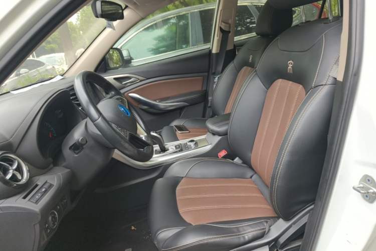 Used BYD Song New Energy 2017 Song DM 1.5TID All-Wheel Drive Luxury Model Left Front Seat