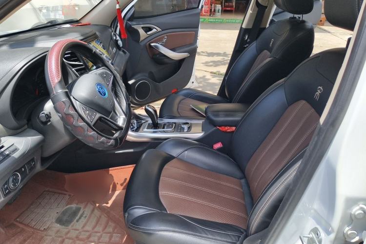 Used BYD Song New Energy 2017 Song DM 1.5TID All-Wheel Drive Prestige Model Left Front Seat