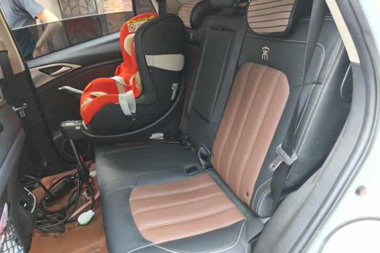 Used BYD Song New Energy 2017 Song DM 1.5TID All-Wheel Drive Prestige Model Left Rear Seat