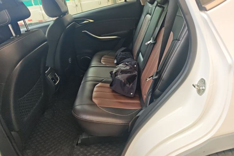 Used BYD Song New Energy 2017 Song DM 1.5TID All-Wheel Drive Luxury Model Left Rear Seat