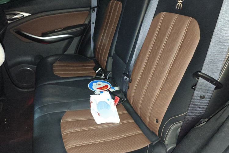 Used BYD Song New Energy 2017 Song DM 1.5TID All-Wheel Drive Luxury Model Left Rear Seat