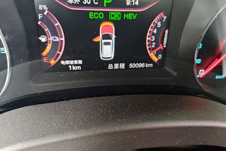 Used BYD Song New Energy 2017 Song DM 1.5TID All-Wheel Drive Luxury Model Odometer Close Up