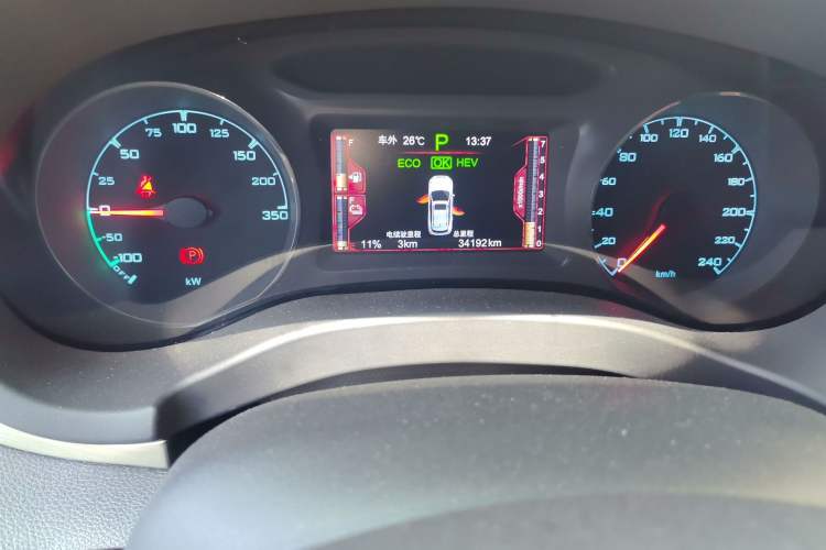 Used BYD Song New Energy 2017 Song DM 1.5TID All-Wheel Drive Luxury Model Odometer Close Up