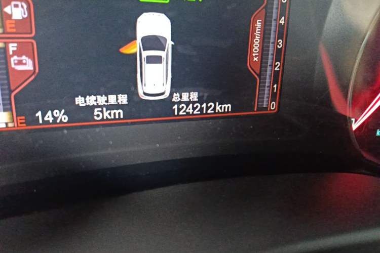 Used BYD Song New Energy 2017 Song DM 1.5TID All-Wheel Drive Luxury Model Odometer Close Up