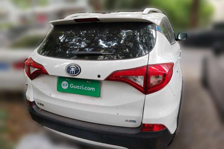 Used BYD Song New Energy 2017 Song DM 1.5TID All-Wheel Drive Luxury Model Rear