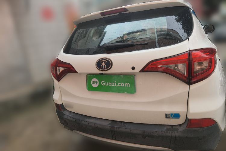Used BYD Song New Energy 2017 Song EV300 Prestige Model Rear