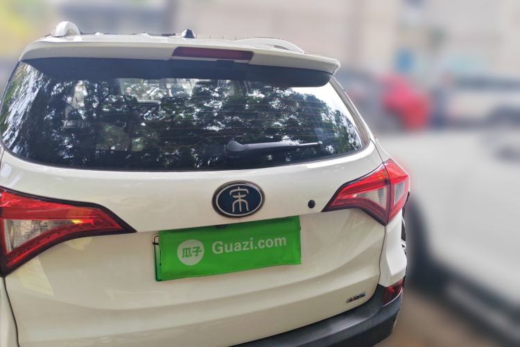 Used BYD Song New Energy 2017 Song DM 1.5TID All-Wheel Drive Luxury Model Rear