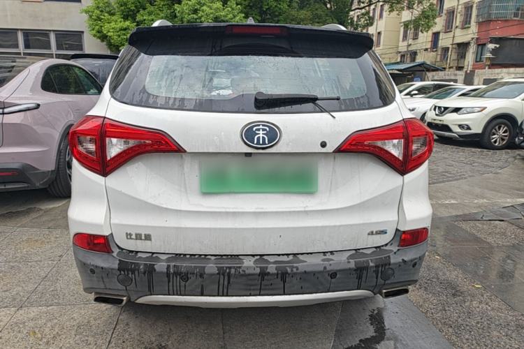 Used BYD Song New Energy 2017 Song DM 1.5TID All-Wheel Drive Luxury Model Rear