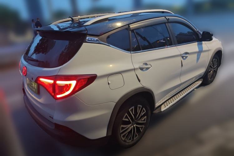 Used BYD Song New Energy 2017 Song DM 1.5TID All-Wheel Drive Luxury Model Rear Right 45 Deg