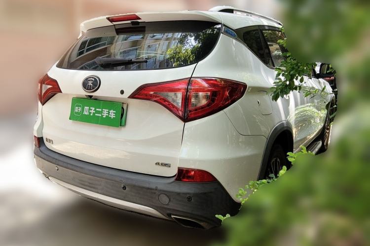 Used BYD Song New Energy 2017 Song DM 1.5TID All-Wheel Drive Luxury Model Rear Right 45 Deg
